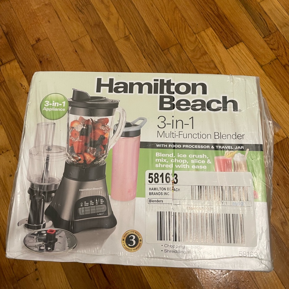 Hamilton beach 3 in one blender.